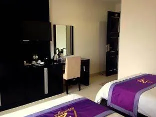 Azumaya Hotel Дананг