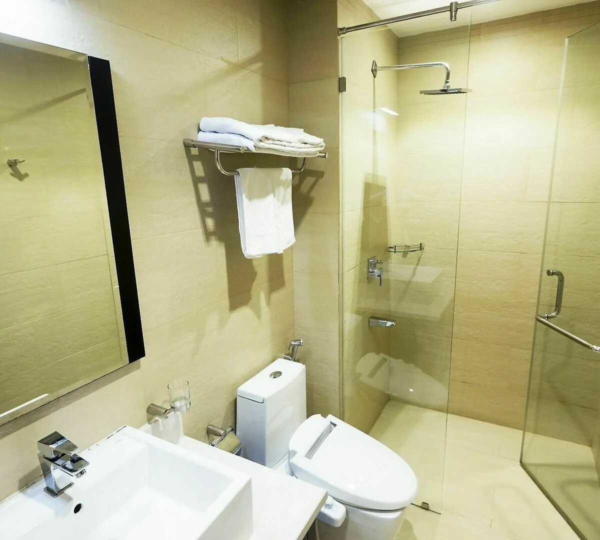 Azumaya Hotel Da Nang 3*,
